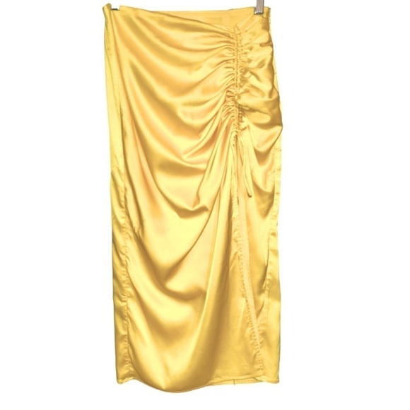 REVOLVE X superdown Kristie Ruched Midi Skirt Yellow Satin (Sample) size medium - Picture 7 of 9